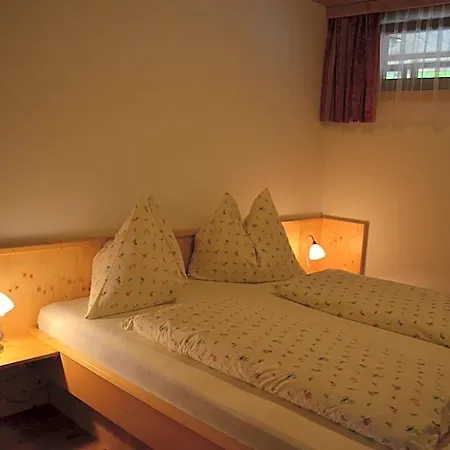 Bed and Breakfast Zum Schreiner -valora-