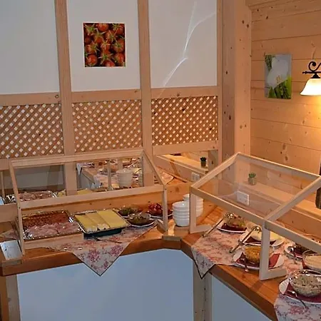 Bed and Breakfast Zum Schreiner -valora-