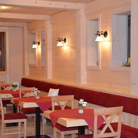 Zum Schreiner Bed & Breakfast