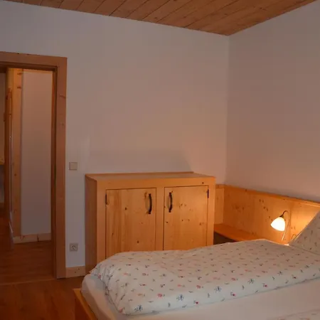 Zum Schreiner Bed & Breakfast