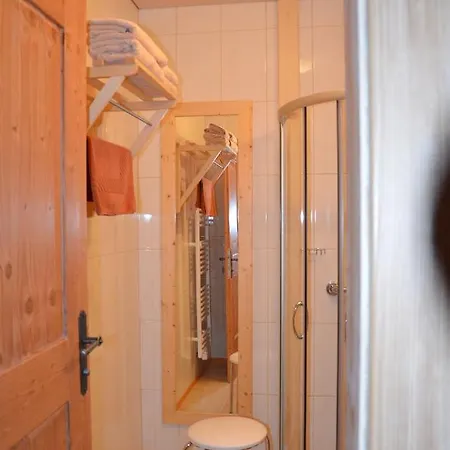 Zum Schreiner Bed and breakfast Hermagor-Pressegger See